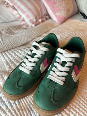 Dolce Vita Green White Pink Low-Top Sneakers